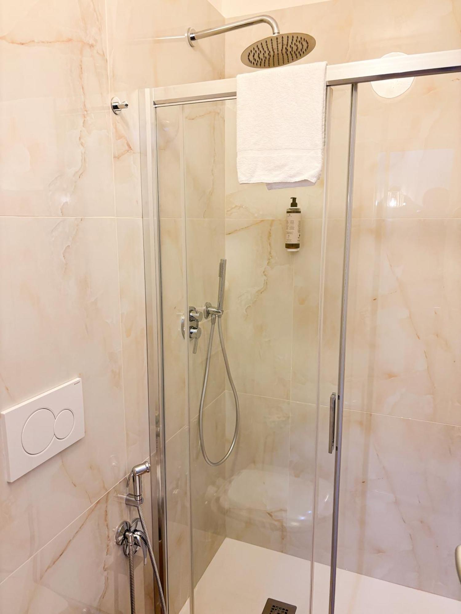San Pietro Prestige Rooms ローマ エクステリア 写真